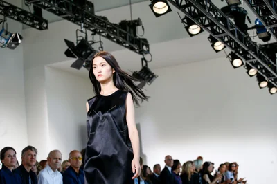 Look 10